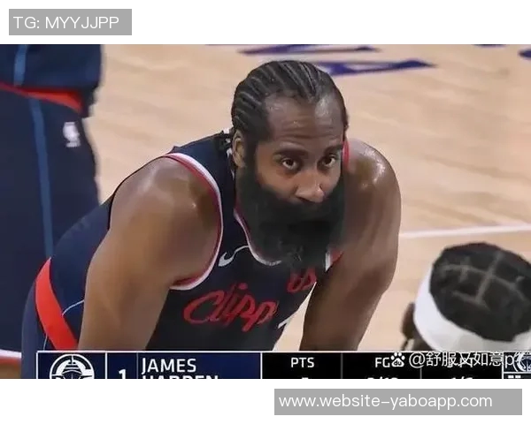 湖人本季失利均为两位数分差上季引入卢卡后13场比赛输掉8场同样分差惨重