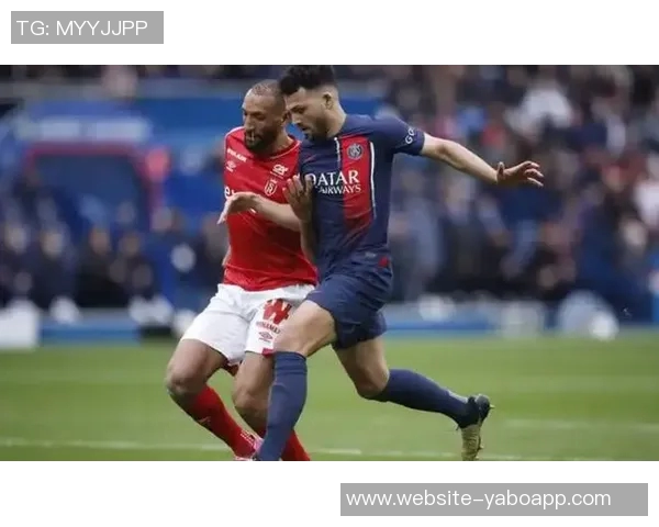 巴黎大巴在毕尔巴鄂遭袭球员们紧急前往机场避险