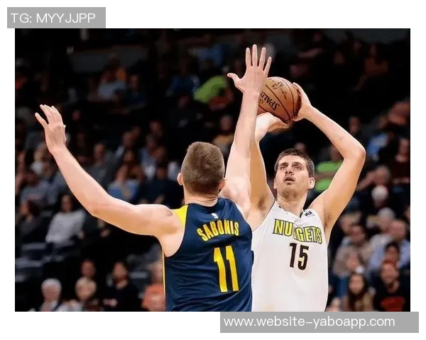 斯佩尔曼半场表现出色三分球命中率高达50助球队争取胜利