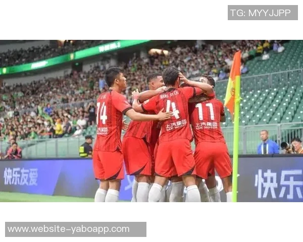 国安外援古加今晨告别北京球迷与工作人员送行情深意切